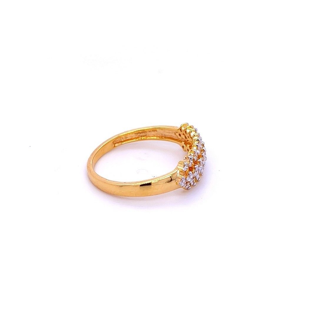 Sushma diamond ring