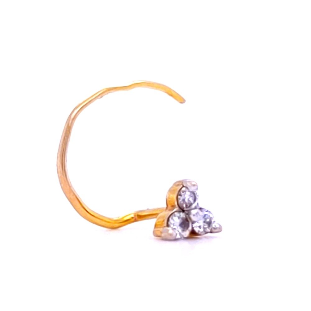 Shamira three diamond nose pin