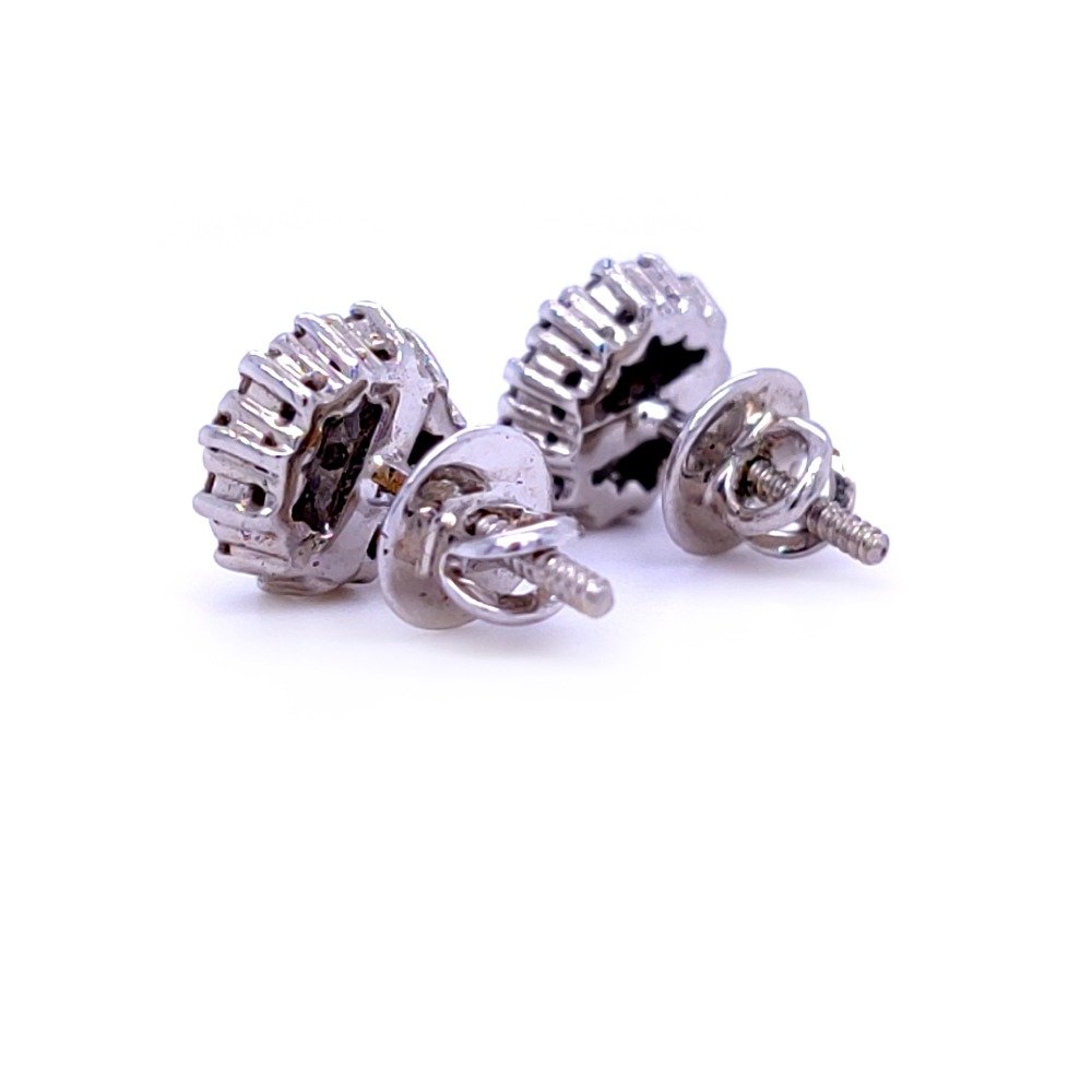 Blomming bright diamond cluster studs in white gold