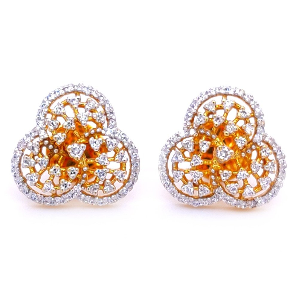 Blooming tria flora diamond earring