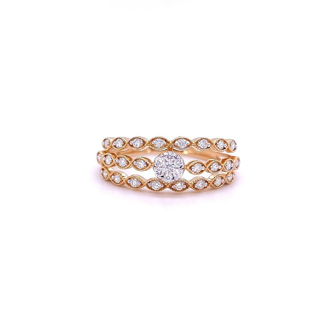 Bold sparkle diamond ring