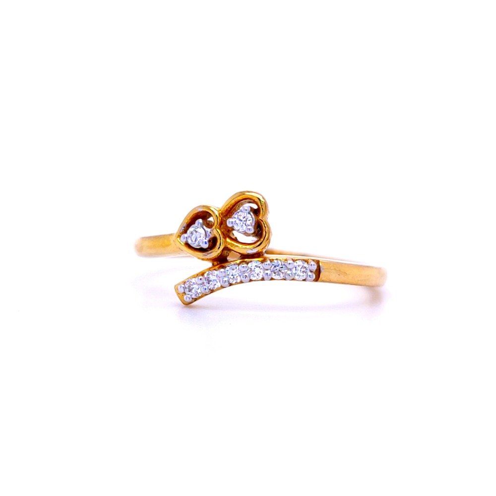 Two little heart diamond ring in 18 kt