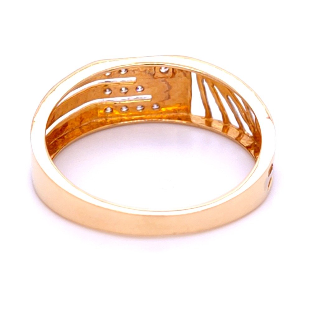 An excellent mens dimaond ring for any occasion