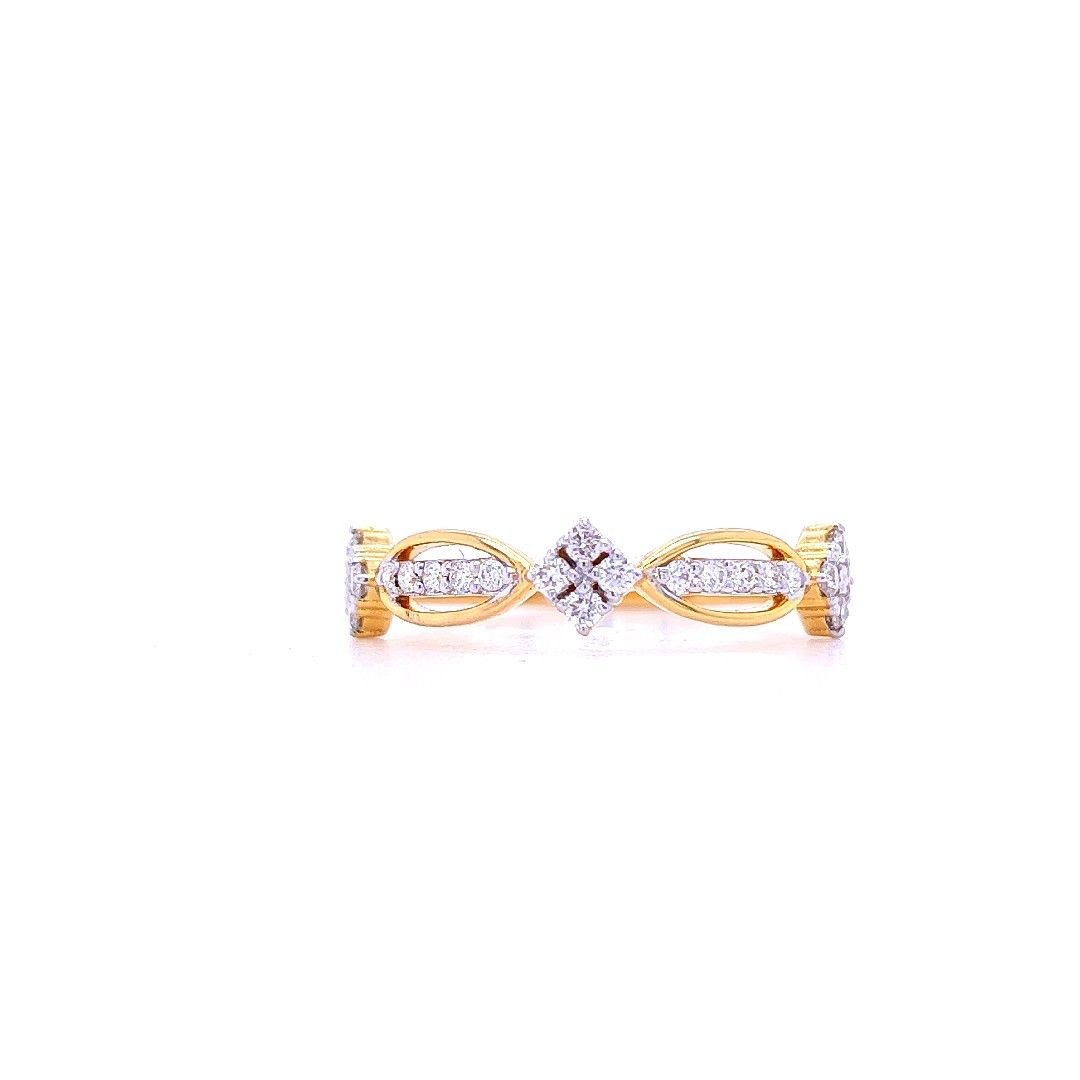 Chloe quad diamond ring